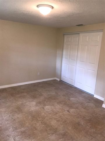 906 HOMEWOOD DRIVE, Brandon, FL 33511