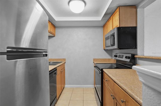 302 LEWFIELD CIRCLE 302, Winter Park, FL 32792