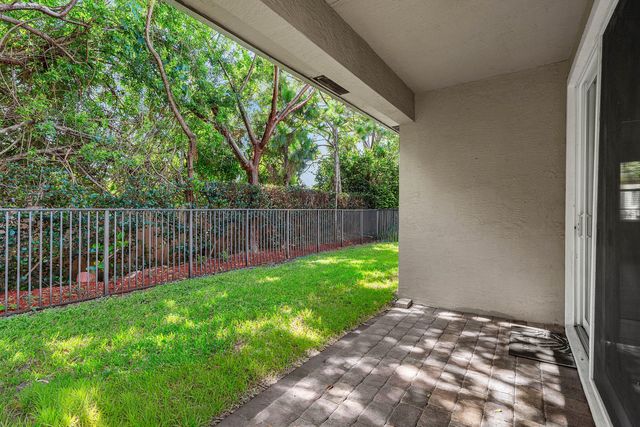 5613 Caranday Palm Drive, Greenacres, FL 33463
