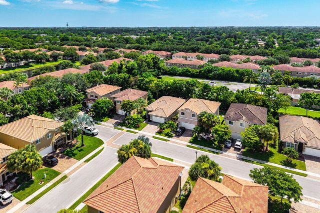 5613 Caranday Palm Drive, Greenacres, FL 33463