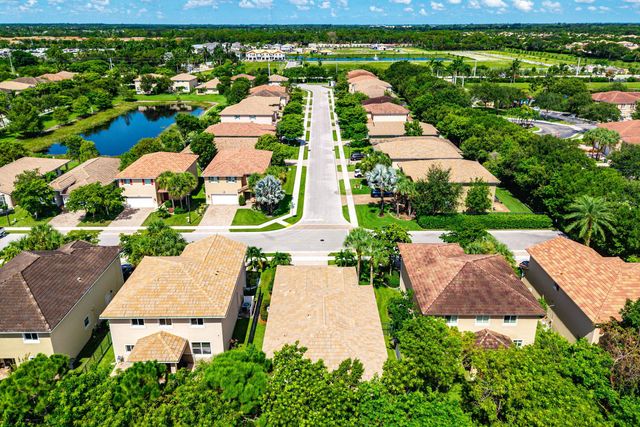 5613 Caranday Palm Drive, Greenacres, FL 33463