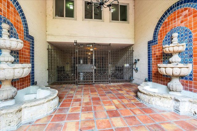 505 W 7th ST 313, Austin, TX 78701