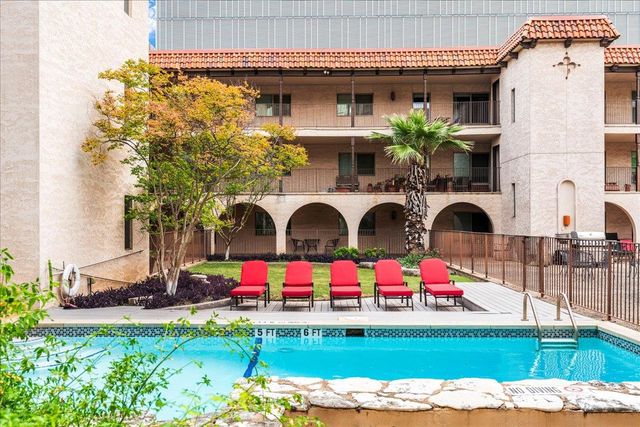 505 W 7th ST 313, Austin, TX 78701