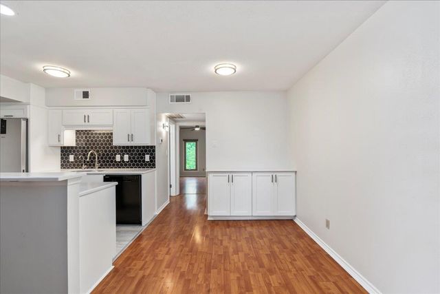 505 W 7th ST 313, Austin, TX 78701