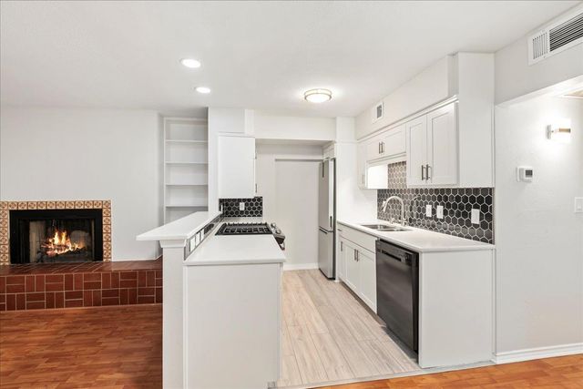 505 W 7th ST 313, Austin, TX 78701