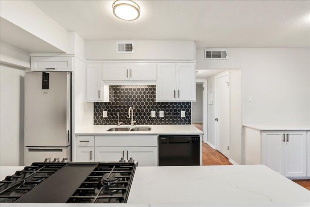 505 W 7th ST 313, Austin, TX 78701