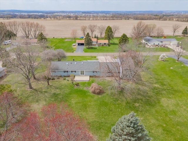 5900 Valley High Drive, Madison, WI 53718