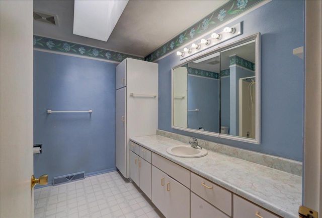 5900 Valley High Drive, Madison, WI 53718