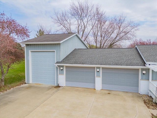 5900 Valley High Drive, Madison, WI 53718