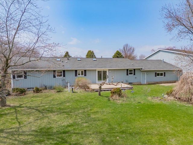 5900 Valley High Drive, Madison, WI 53718