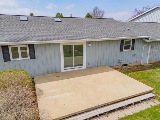 5900 Valley High Drive, Madison, WI 53718