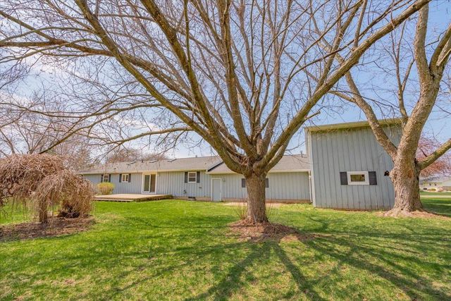 5900 Valley High Drive, Madison, WI 53718