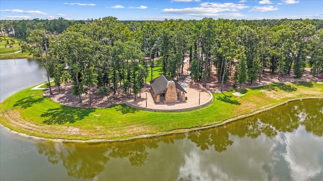 8211 Jones Gap Lane, Porter, TX 77365