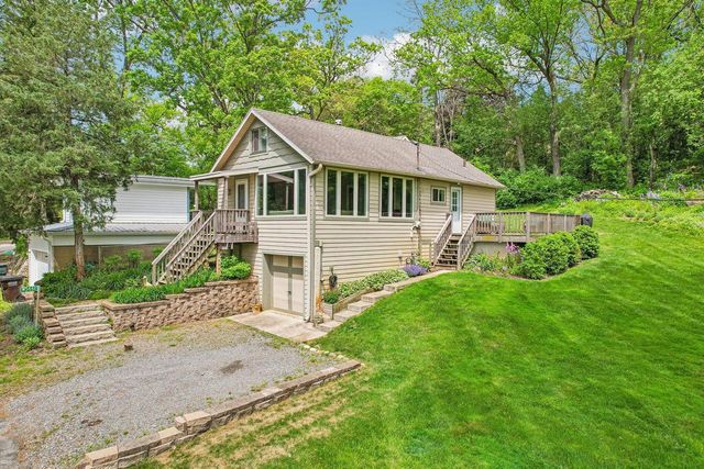 W5442 Lake View DRIVE, Elkhorn, WI 53121