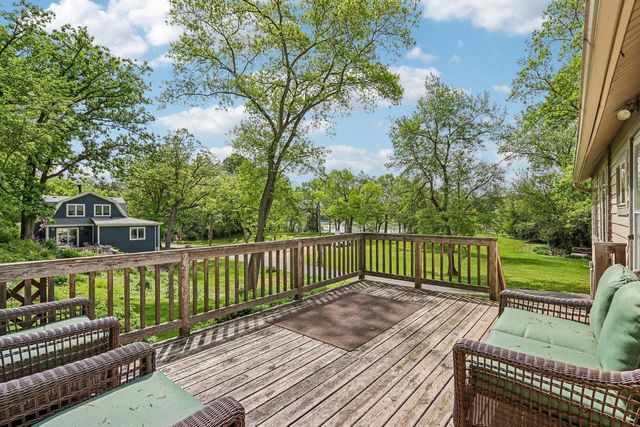 W5442 Lake View DRIVE, Elkhorn, WI 53121