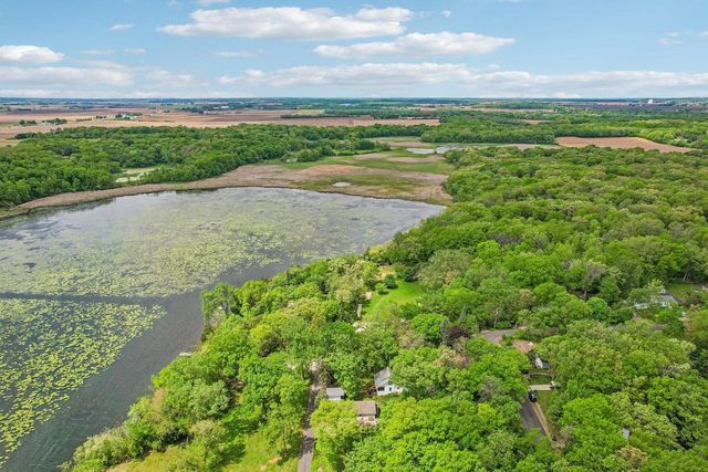 W5442 Lake View DRIVE, Elkhorn, WI 53121