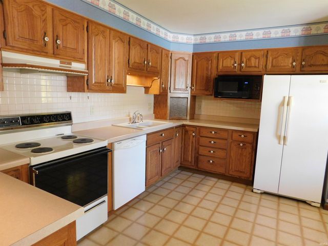 4241 W Doyle Avenue, Bloomington, IN 47403