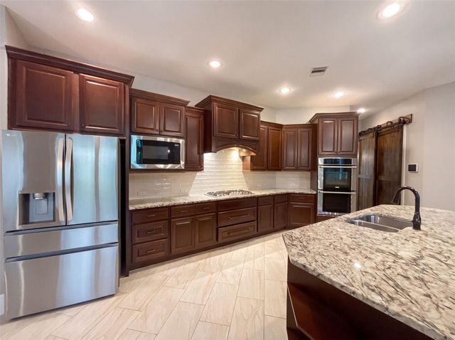 31403 Imperial Bluff Court, Spring, TX 77386