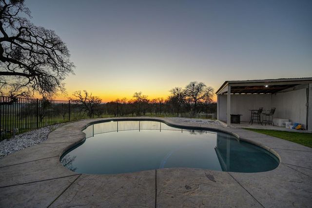 5501 Scott Rd, Sloughhouse, CA 95683