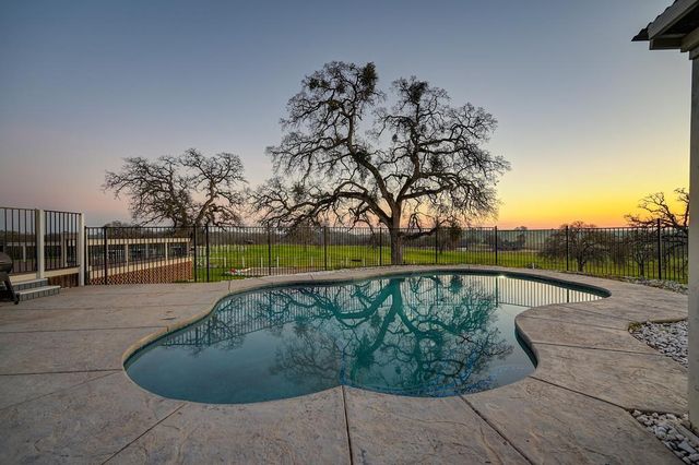 5501 Scott Rd, Sloughhouse, CA 95683