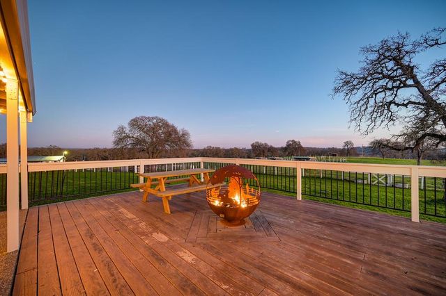 5501 Scott Rd, Sloughhouse, CA 95683