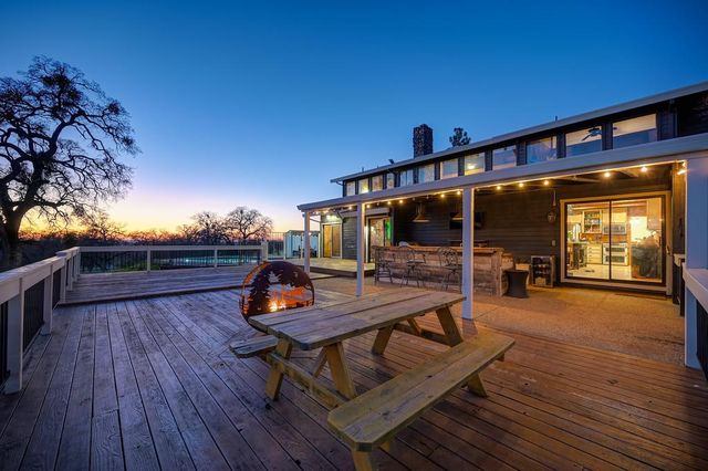 5501 Scott Rd, Sloughhouse, CA 95683