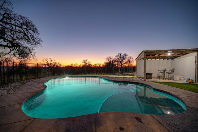 5501 Scott Rd, Sloughhouse, CA 95683