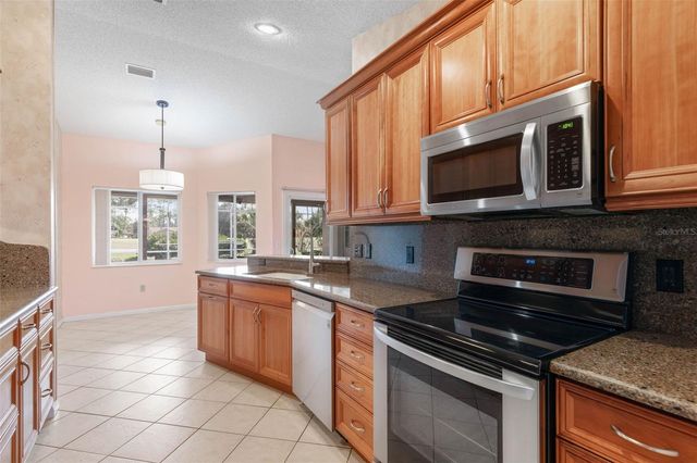 18 WESTLEE LANE, Palm Coast, FL 32164