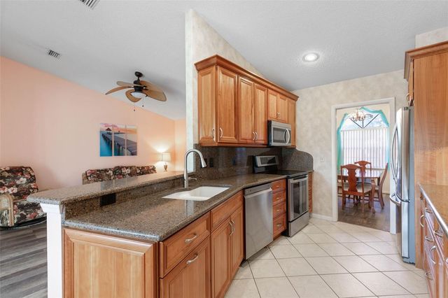 18 WESTLEE LANE, Palm Coast, FL 32164