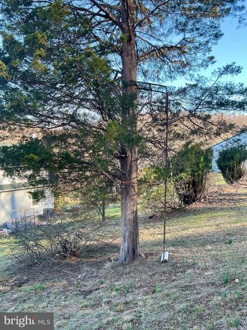 396 BRIDGE VALLEY RD, Pequea, PA 17565