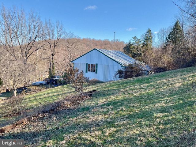 396 BRIDGE VALLEY RD, Pequea, PA 17565