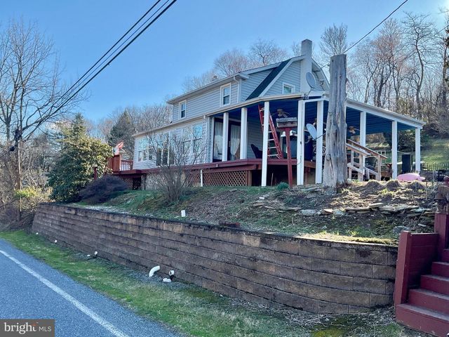 396 BRIDGE VALLEY RD, Pequea, PA 17565