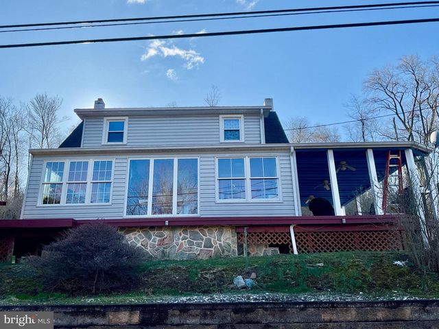 396 BRIDGE VALLEY RD, Pequea, PA 17565