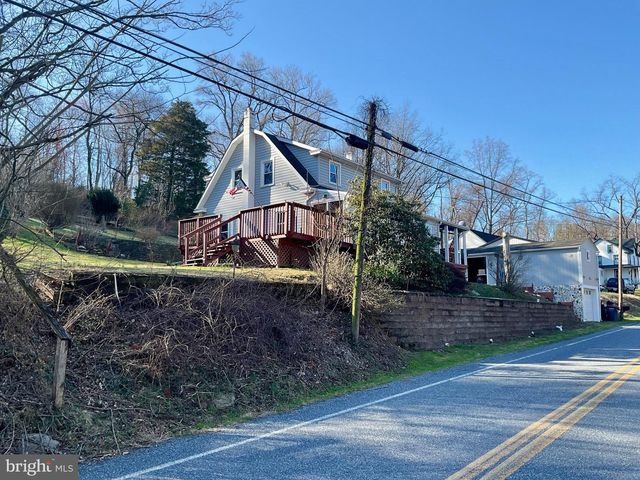 396 BRIDGE VALLEY RD, Pequea, PA 17565