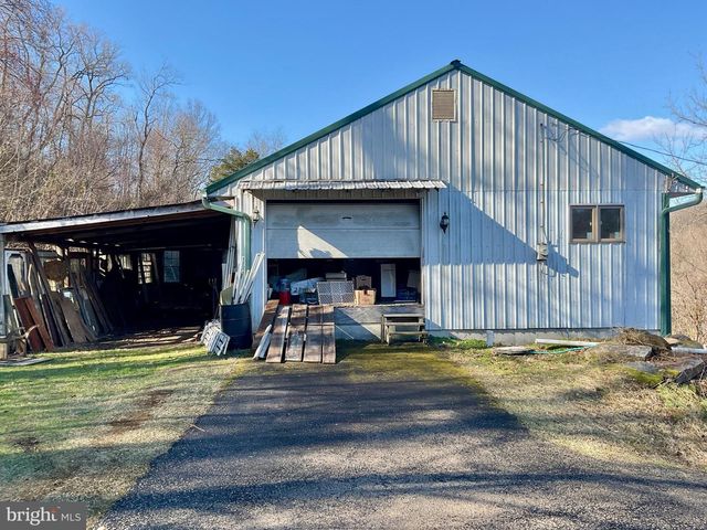 396 BRIDGE VALLEY RD, Pequea, PA 17565