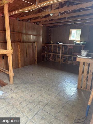 396 BRIDGE VALLEY RD, Pequea, PA 17565