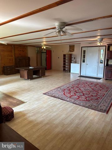 396 BRIDGE VALLEY RD, Pequea, PA 17565