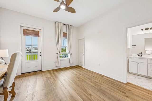 2435 103rd Street, Galveston, TX 77554