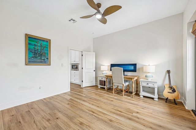 2435 103rd Street, Galveston, TX 77554