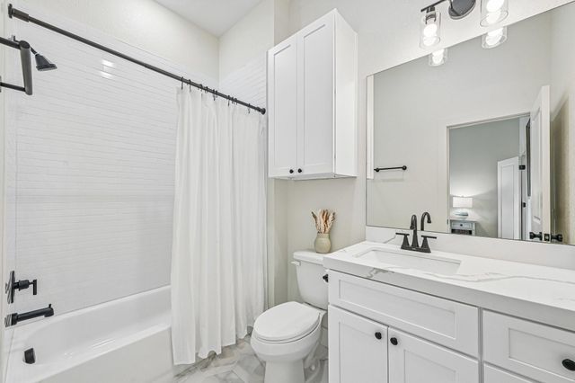 2435 103rd Street, Galveston, TX 77554