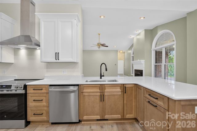 5773 Long Bay Drive, Granite Falls, NC 28630