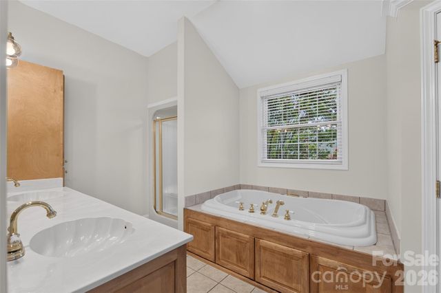 5773 Long Bay Drive, Granite Falls, NC 28630