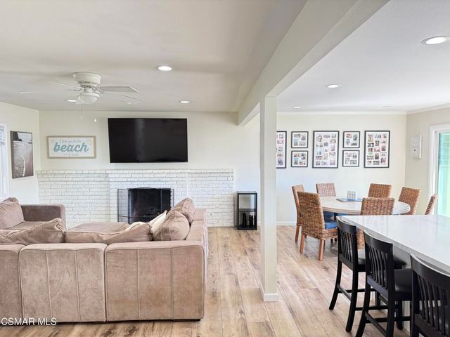 538 Dorena Drive, Newbury Park, CA 91320