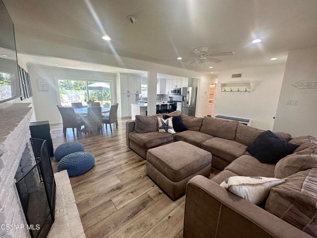 538 Dorena Drive, Newbury Park, CA 91320