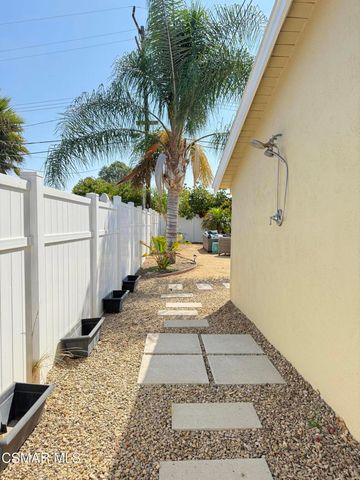 538 Dorena Drive, Newbury Park, CA 91320