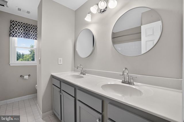 11824 MORNING STAR DR, Germantown, MD 20876