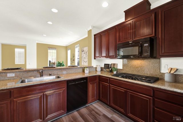 7004 Alder Creek Rd, Vallejo, CA 94591