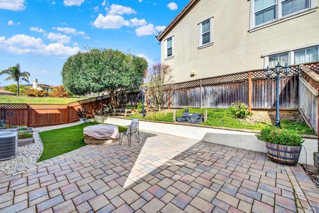 7004 Alder Creek Rd, Vallejo, CA 94591