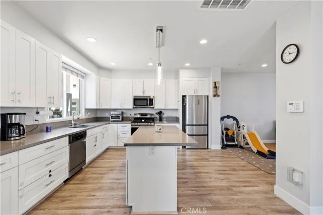 7960 Telegraph, Downey, CA 90240