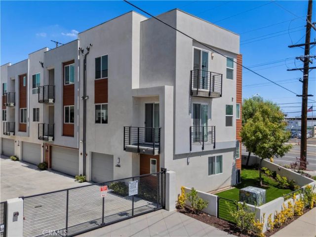 7960 Telegraph, Downey, CA 90240